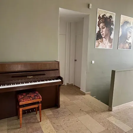 Margaux Prestige Villa *